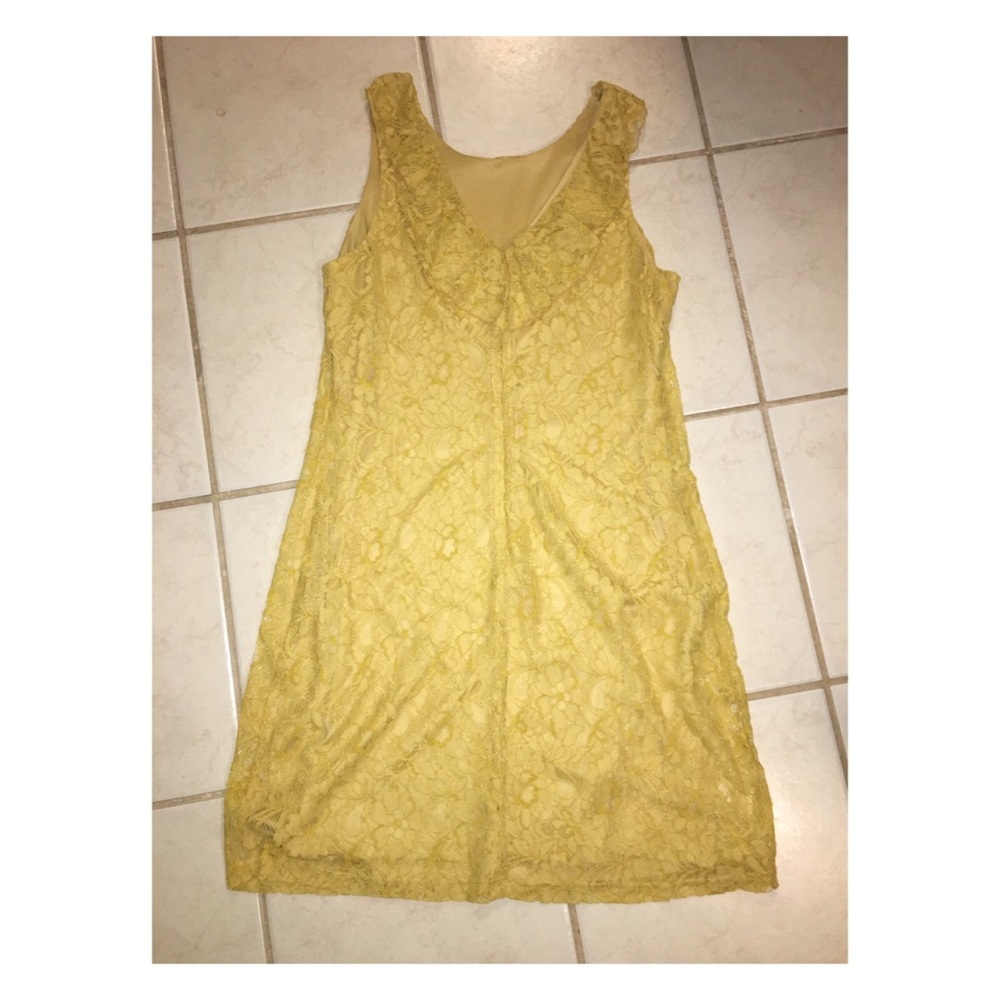 Yellow charming Charlie dress